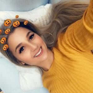 Meet your Posher, Natasha